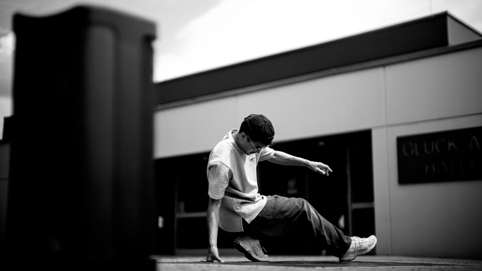 Beim Fotografieren draußen hatte ich nie Probleme mit dem Bildwinkel des 50mm-Objektives. In Innenräumen war es jedoch öfter mal etwas schwieriger. (Bildquelle: Duy Linh DinhGameStar Tech; Canon EOS RP + RF 50mm F1.8)