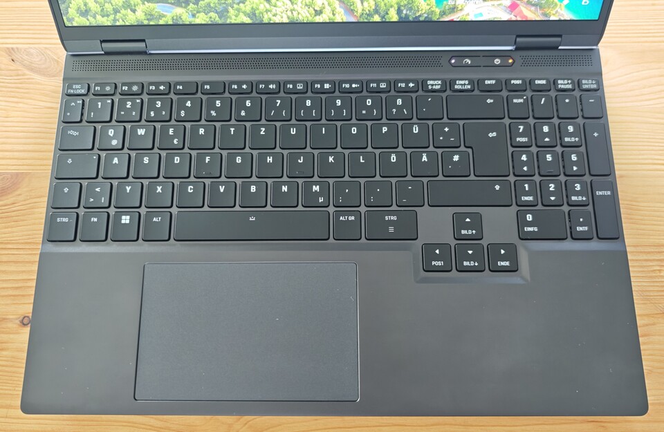 Die Eingabegeräte des Core 15 sind auch für Vielschreiber zu gebrauchen.