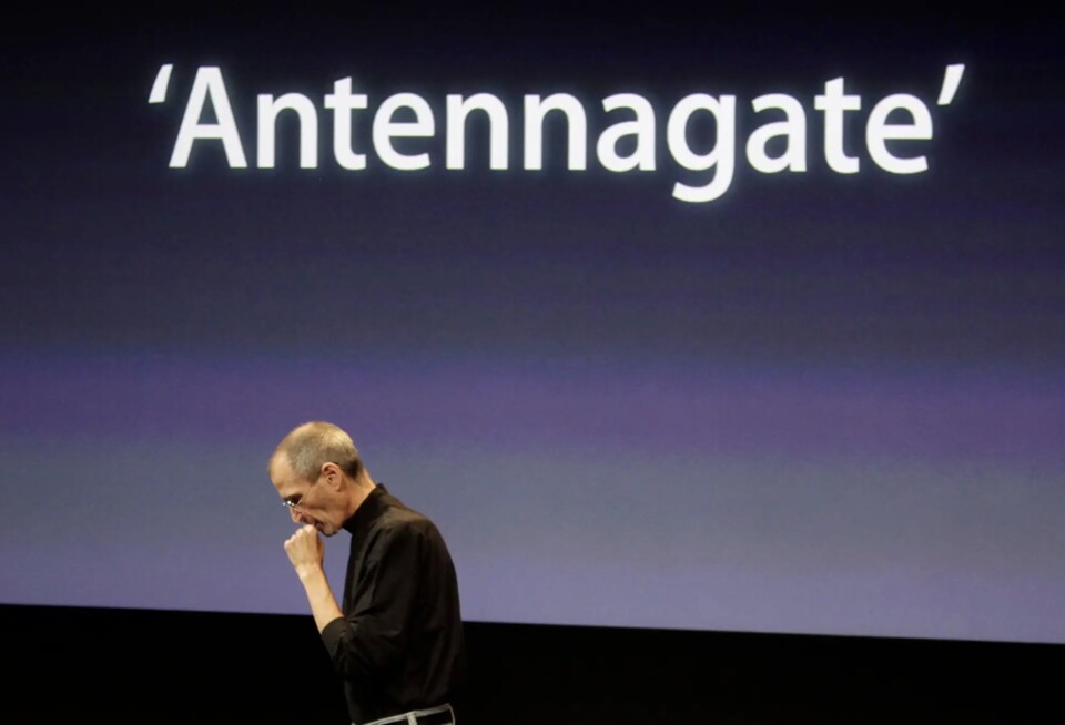 Das Antennagate brachte damals auch Steve Jobs zur Verzweiflung. (Quelle: MacTechNews)
