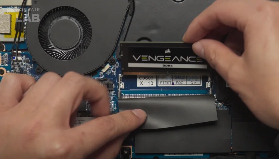 Laptops sind direkt von der Speicherkrise betroffen. (Bildquelle: Corsair)