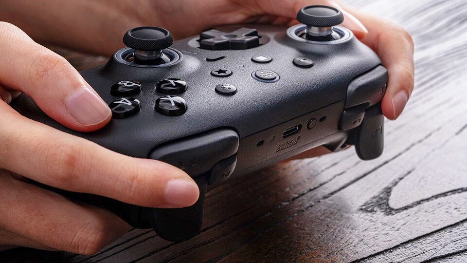 Umschaltbare Triggertasten sind ein richtiger Gamechanger. Perfekt für Shooter und Autorennen.