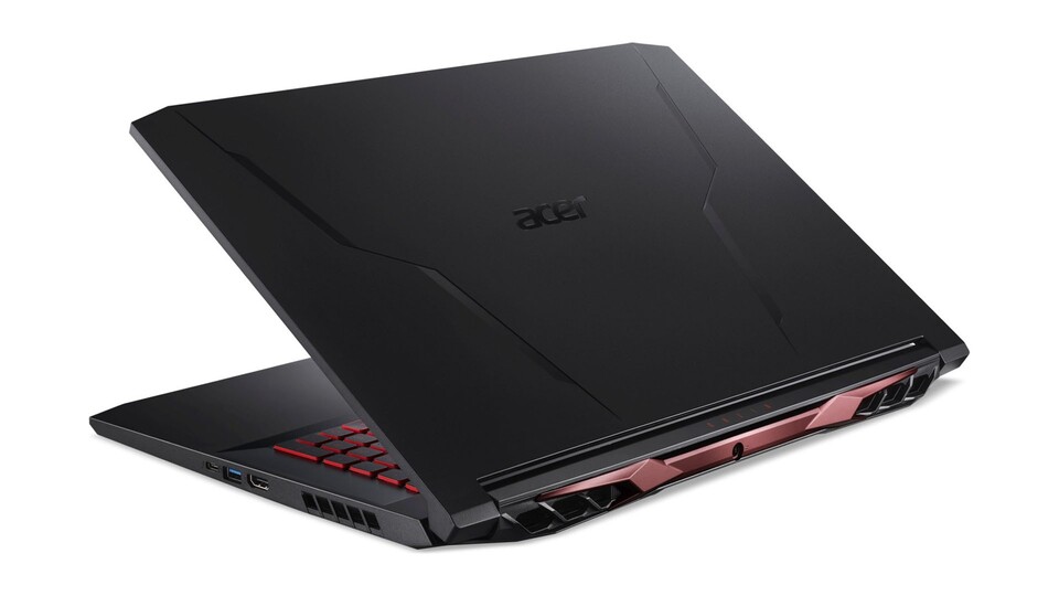 Der Acer Nitro 5 verfügt über diverse Anschlüsse und gute Kühlung dank vieler Luftauslässe.