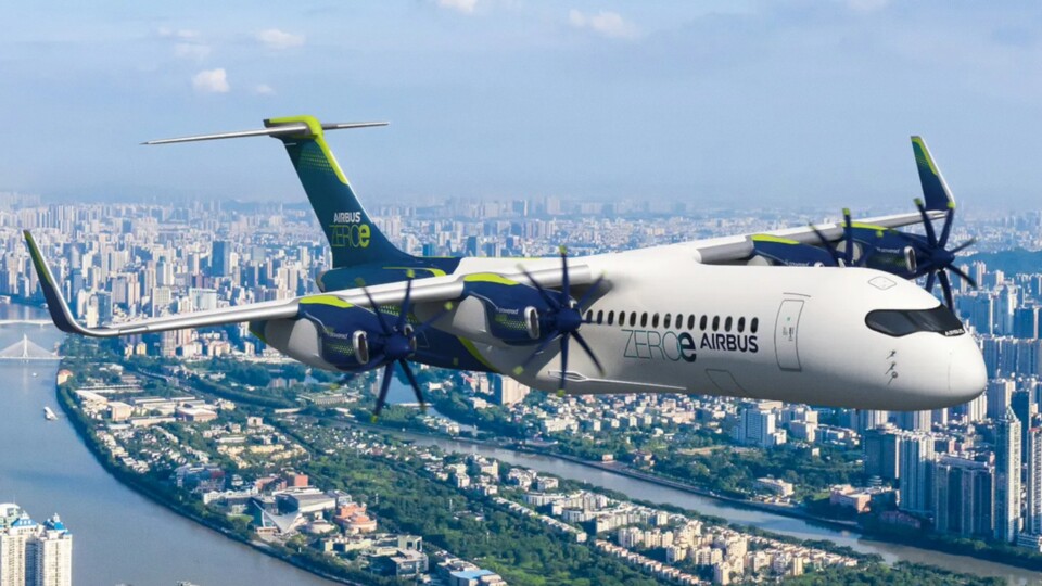 Das ZEROe-Konzept von Airbus. Vier elektrische Turboproptriebwerke, die mit Strom aus Wasserstoff laufen. Es sind aber auch andere Versionen denkbar, zum Beispiel mit jetähnlichen Turbinen, die Wasserstoff direkt verbrennen.
Bildquelle: Airbus