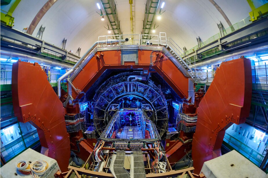Der ALICE-Detektor am CERN ist auf die Untersuchung von Schwerionenkollisionen spezialisiert. (Bildquelle: CERN)