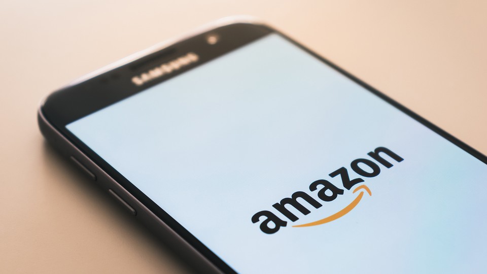 This year is an expensive year for Amazon employees.  Thousands of jobs were saved again and again.  Now the Alexa division is being further reduced in size.  (Photo by Christian Wiediger on Unsplash)