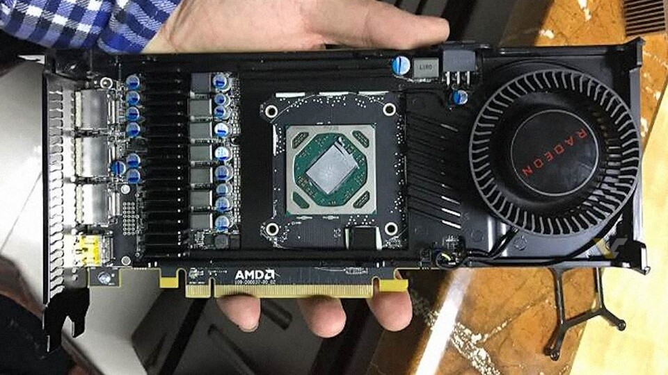 Ein Vorserien-Modell einer AMD Radeon RX 570. (Bildquelle: Videocardz)