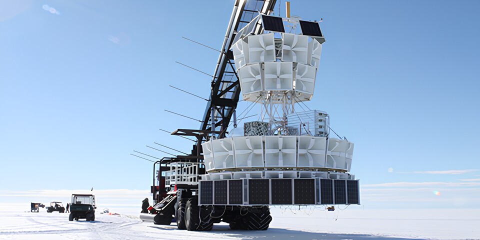 Der ANITA-Ballon wird für seinen Einsatz vorbereitet. (Bildquelle: C. MikiUniversity of Hawaii)