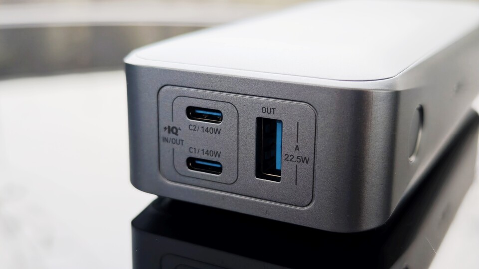 Ich bin der Meinung, dass sich Anker den USB-A-Anschluss hätte sparen können. Ein dritter USB-C-Anschluss wäre heutzutage nützlicher. (Bildquelle: Duy Linh DinhGameStar Tech)
