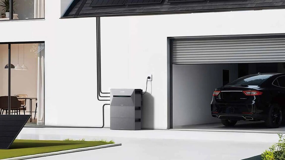 Die Solarbank lässt sich ganz einfach aufbauen und installieren und schon kann das Strom sparen losgehen!