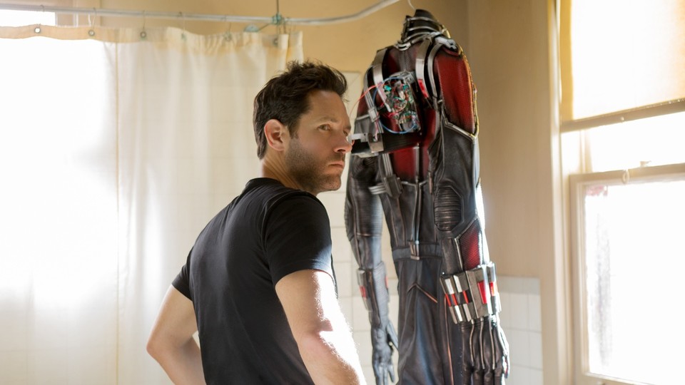 Paul Rudd als kleinster Marvel-Held Ant-Man lässt sein Superhelden-Anzug hängen und folgt den Ruf der Geisterjäger.