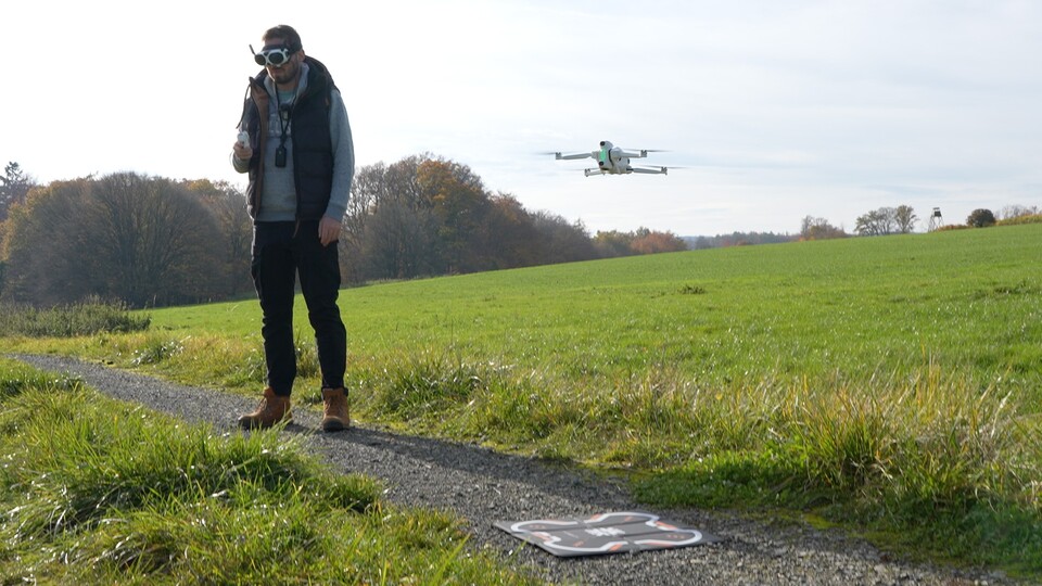 Euch ist Amazon als Händler lieber als Coolblue? Kein Problem, den Rabatt gibt es dort aber nicht. Kollege Patrick hat jedenfalls Spaß mit dem Gerät.