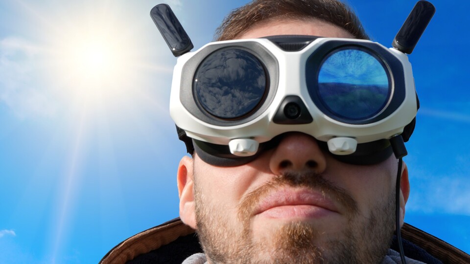 Damit es dem Spotter nicht langweilig wird, kann er oder sie das sehen, was ihr seht. Aber behaltet dabei den Luftraum im Auge! (Bild: Patrick Schneider, GameStar Tech)