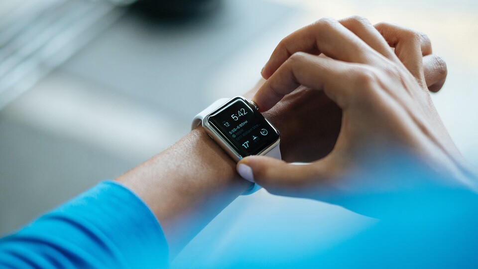 Falls Apple Erfolg haben sollte, könnt es Gewinne in Höhe seiner Apple-Watch-Sparte generieren (Quelle: Foto von Luke Chesser auf Unsplash)