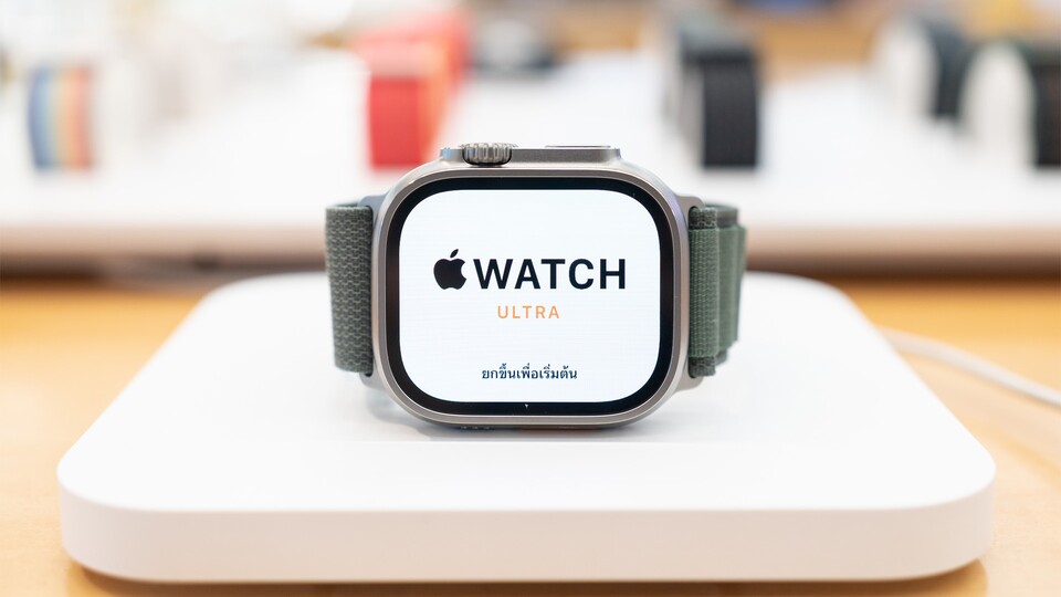 Die zweite Generation der Apple Watch Ultra könnte leichter werden. (Bild: Wongsakorn, stock.adobe.com)