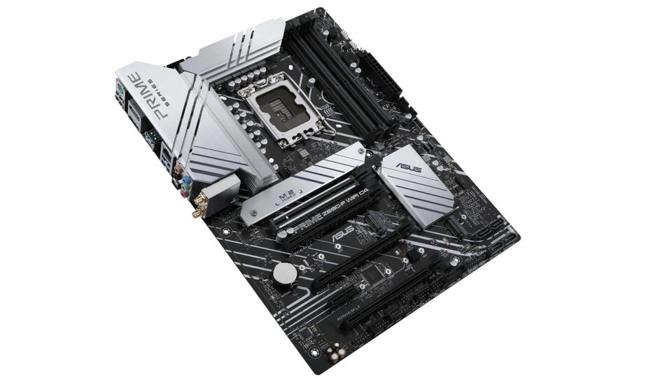 Unter den Audioports des IO-Panels seht ihr die beiden Antennenausgänge für das integrierte WLAN des Mainbords - braucht nicht jeder, kann aber durchaus praktisch sein und kostet oft nur wenig Aufpreis.