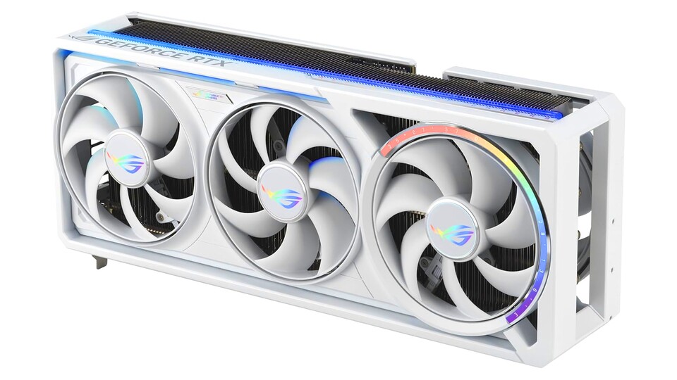 Das eckige und kantige Astral-Design, dass ASUS für seine Flaggschiff-Variante der RTX 5090 gewählt hat, gefällt mir von allen Modellen am besten.