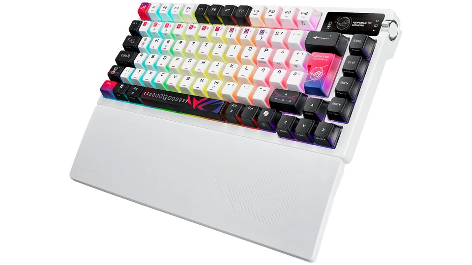 Ihr könnt euch beispielsweise die coole ASUS ROG Azoth X Gaming-Tastatur schnappen und 30€ Cashback sichern!
