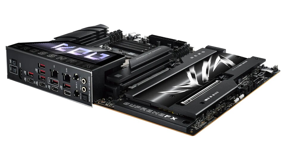 Das vorinstallierte IO-Shield präsentiert eine ganze Wagenladung an Anschlüssen und Steckplätzen.