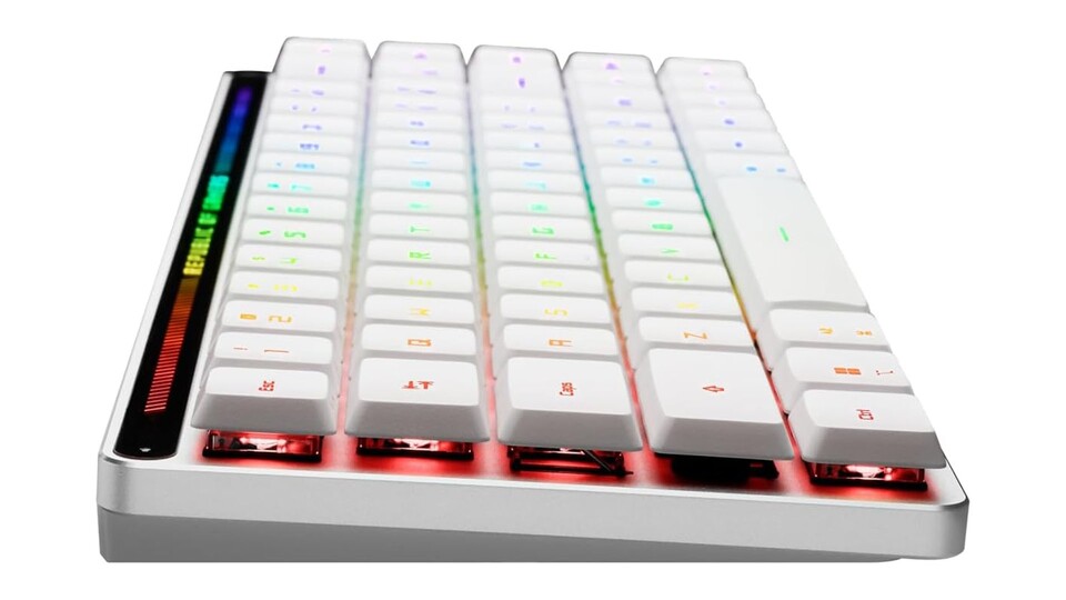 Die besonders flachen Schalter und Tastenkappen minimieren den Arbeitsweg eurer Finger und verkürzen die Reaktionszeit.