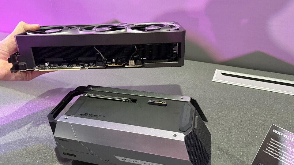 BTF-Grafikkarten des Herstellers können ohne sichtbare Kabel angeschlossen werden. (Bildquelle: Jakob ErckertGameStar Tech)