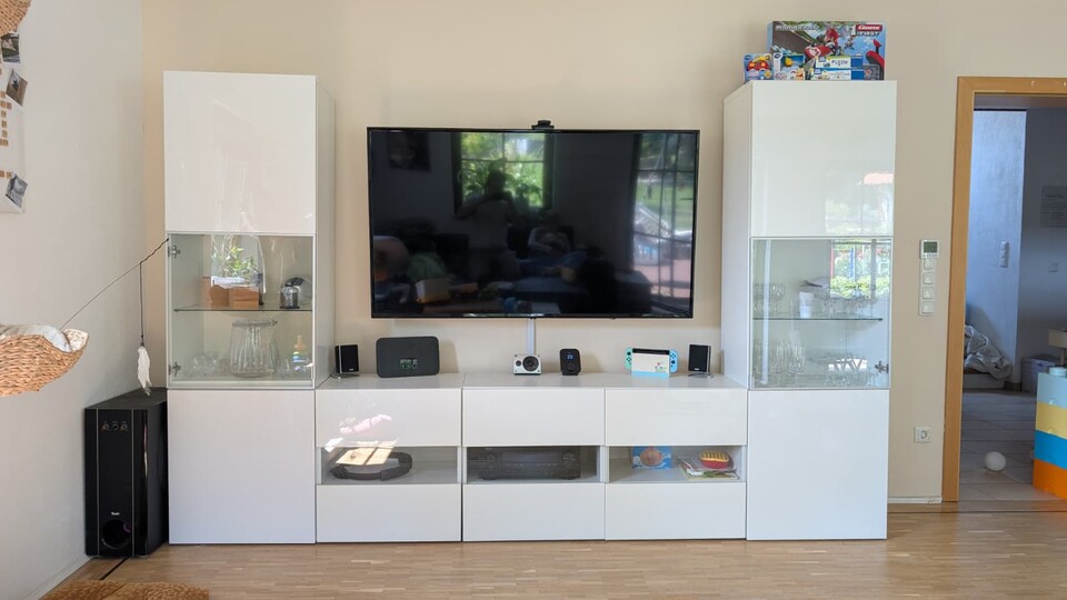 65 TV