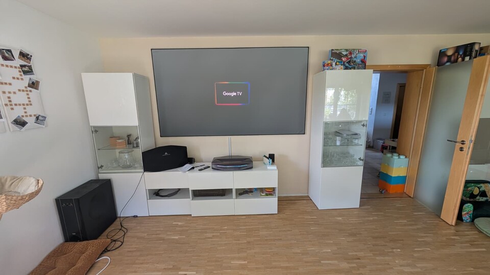 100 Laser-TV