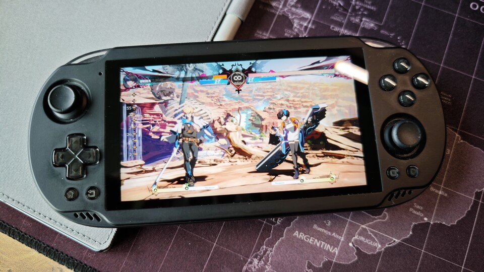 Die PC-Version von Guilty Gear Strive auf einem Android-Handheld (Ayn Odin 2 Mini). Vielleicht ist das ein kleiner Blick in die Zukunft? (Bildquelle: Duy Linh DinhGameStar Tech)
