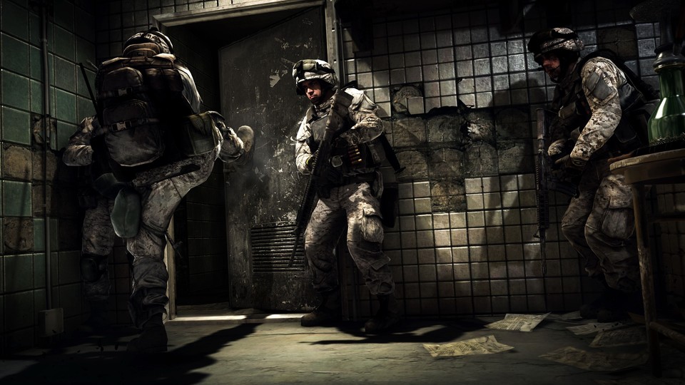 Ob Squads in Battlefield 3 autonom oder auf die Befehle eines Commanders hin handlen, ist unklar.