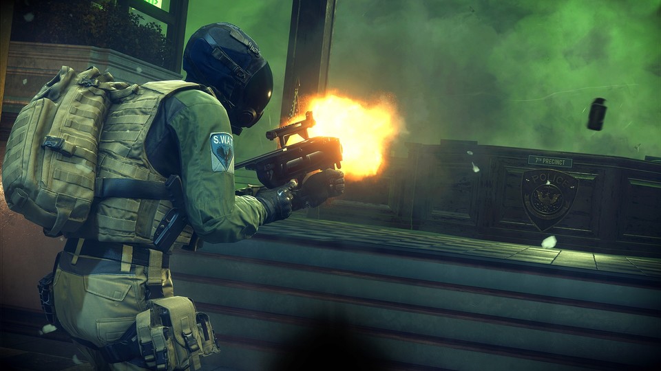 Battlefield Hardline erhält ein kostenloses Update namens Blackout. Der DLC bringt zwei neue Waffen und zwei neue Maps sowie ein Nachtsichtgerät als Gadget in das Spiel.