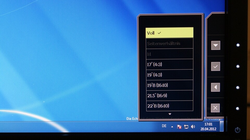 BenQ XL2420T Formate : Neben den gängigen Skalierungsoptionen bietet der XL2420T auch die Möglichkeit, das Bild im Format kleinerer Monitore anzeigen zu lassen – für Nicht-Profispieler eine eher sinnlose Option.
