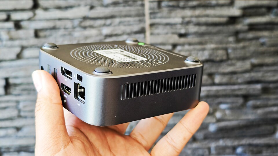 Der Lüfter ist nur hörbar in besonders stillen Szenen oder wenn nichts läuft. Beim Anschauen von Filmen oder Serien hat er nicht gestört. (Bildquelle: Duy Linh DinhGameStar Tech)