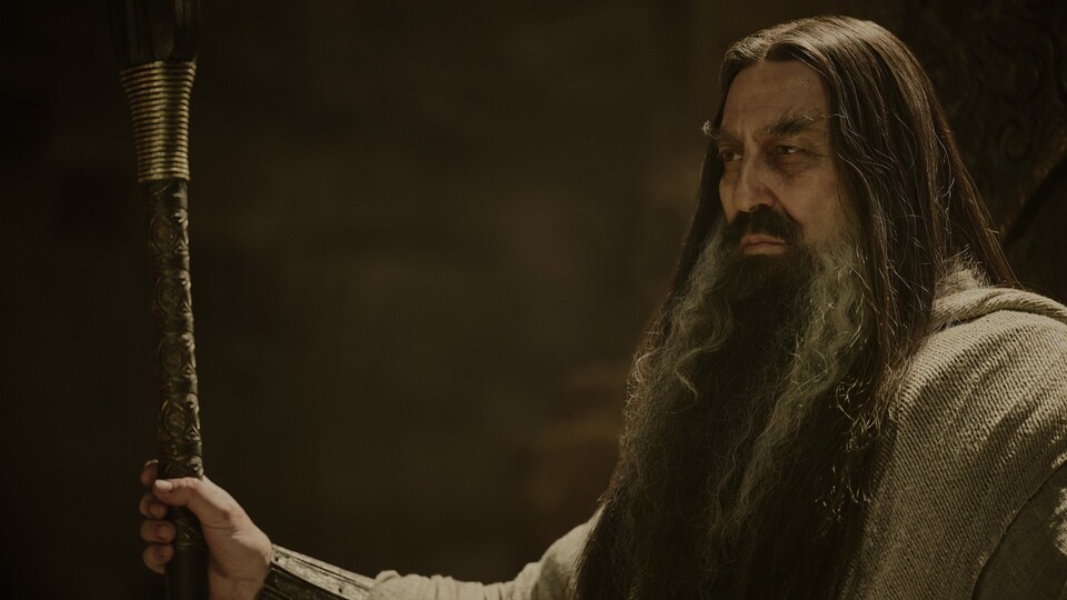 Möglicherweise ist der Zauberer in der Serie Die Ringe der Macht Alatar oder Pallando. (Bildquelle: Amazon Studios)