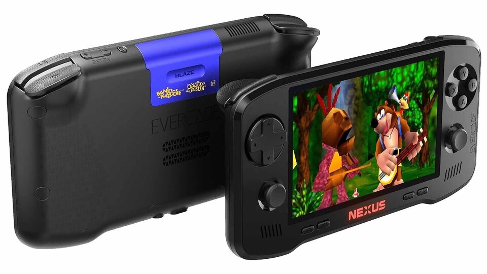 Ergonomie-Evolution: Mit den zwei Analogsticks des Evercade Nexus steuern sich die Spieleklassiker von damals gleich viel angenehmer!
