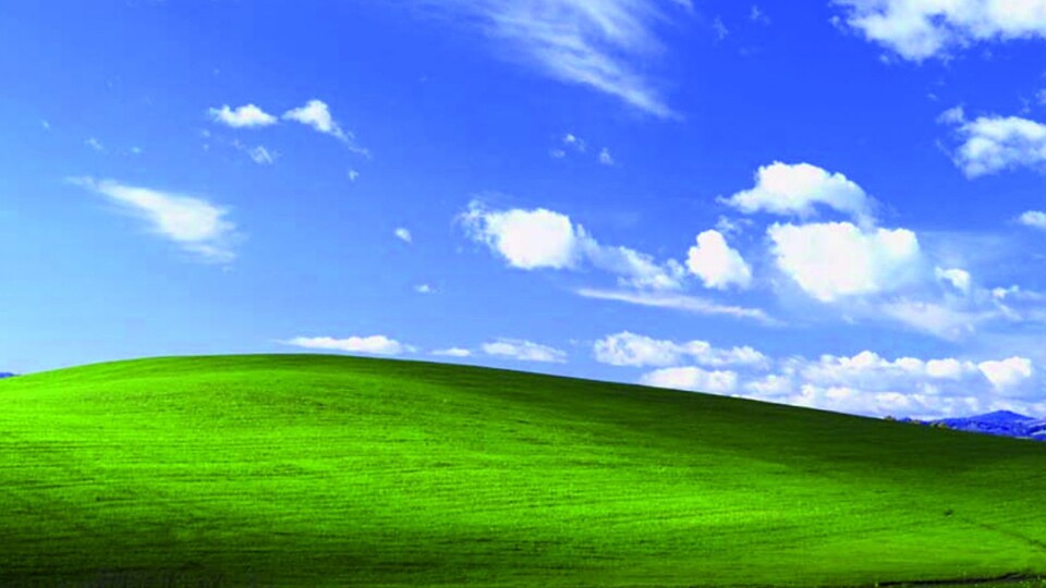 Das Bild mit der grünen Wiese und dem blauen Himmel - Bliss (Foto: Microsoft)