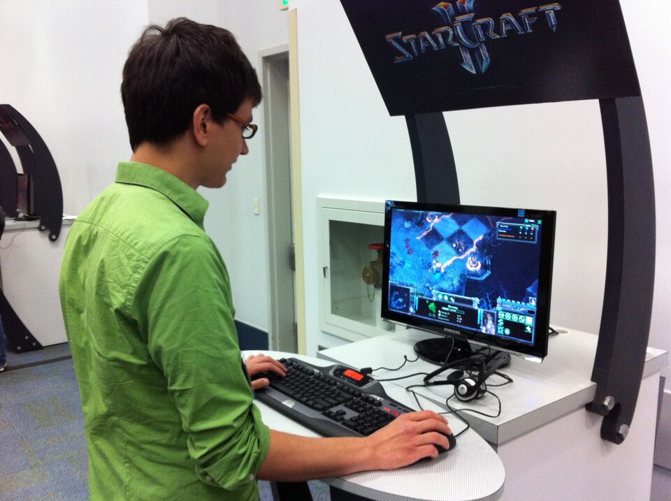 GameStar-Redakteur Michael Graf spielt auf der Blizzcon Blizzard Dota