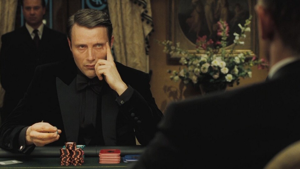 Mathegenie und glückloser Börsenspekulant: Le Chiffre. Bildquelle: Amazon MGM Studios