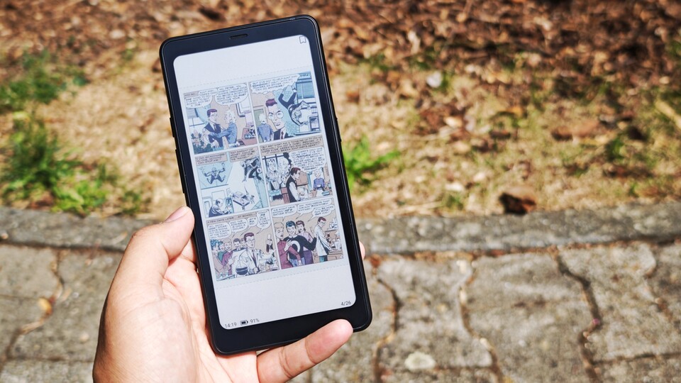 Für Comics kann ich das kleine Display nicht empfehlen. (Bildquelle: Duy Linh DinhGameStar Tech)