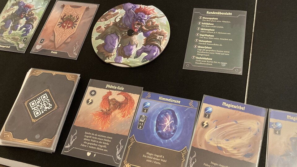 Die Phönix-Eule ist ein wunderbares Beispiel für eine spezifische Koop-Karte, weil es meist klüger ist, sie nicht auf euch selbst, sondern auf einen eurer Freunde zu spielen. (Foto: Heiko Klinge)