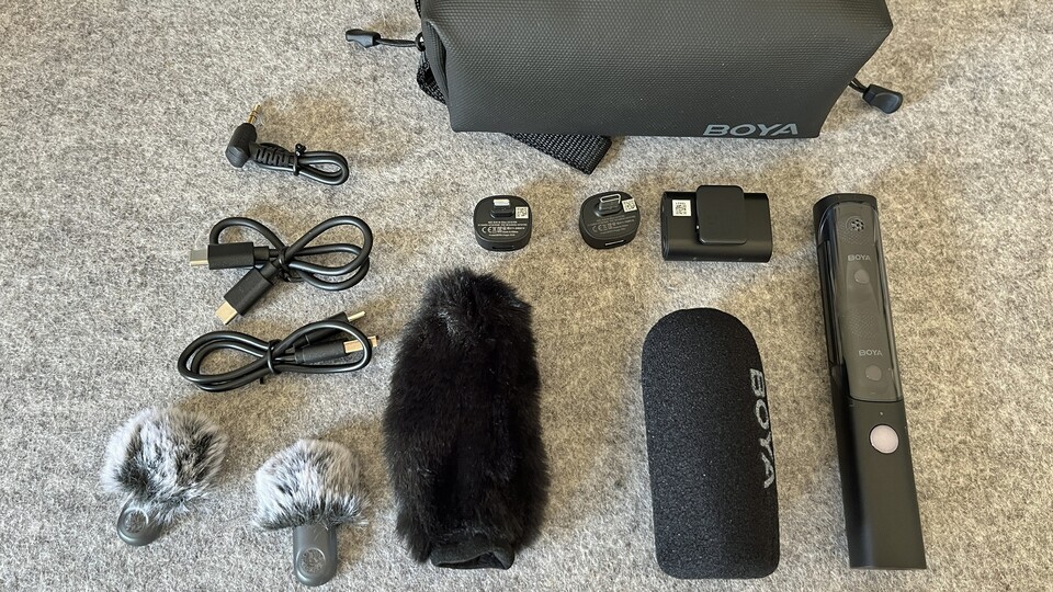 Der Lieferumfang des Boya Magic unterscheidet sich je nach Variante.