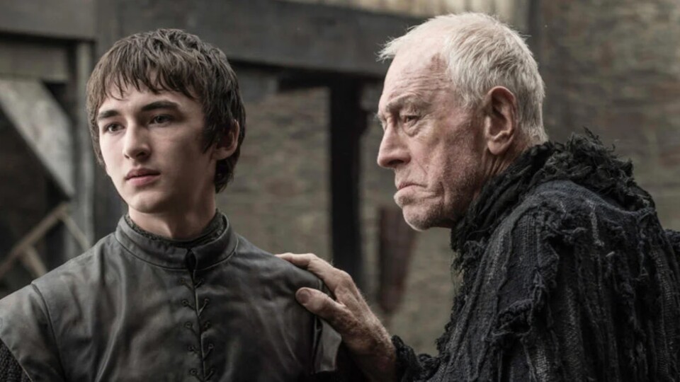 Bran (Isaac Hempstead Wright) trifft in einer seiner Visionen auf den Dreiäugigen Raben (Max von Sydow). Bild: HBO.