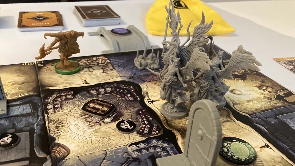 Monster haben allesamt besondere Fähigkeiten und begegnen euch in Massive Darkness 2 gleich gruppenweise, natürlich mit Ausnahme der Bossgegner.