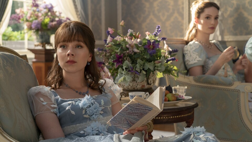 Eloise (Vordergrund) oder Francesca (Hintergrund)? Meine Theorie: Eloise bekommt Staffel 5. Bildquelle: Netflix