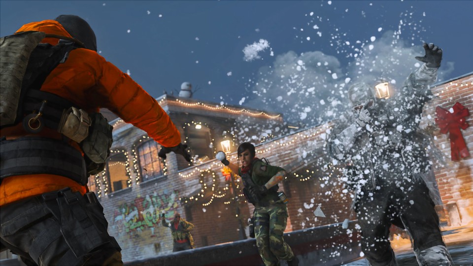 Zur Abwechslung gibt es in Call of Duty: Modern Warfare keine heißen Feuergefechte, sondern frostige Schneeballschlachten.
