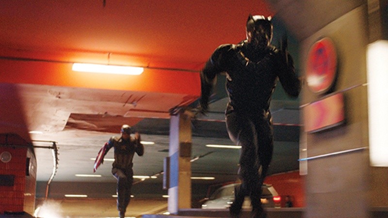Erstes Bild von Chadwick Boseman als Black Panther in Captain America 3.