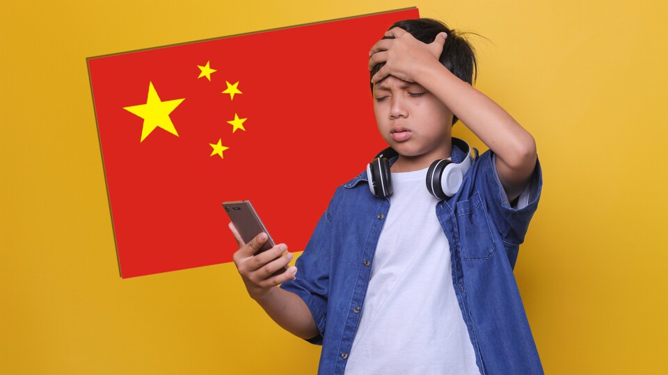 Für Kinder in China könnten bald strenge Handyzeiten gelten. (Bild: Gatot - adobe.stock.com)