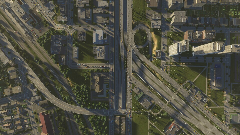 Solche komplexen Autobahnkreuzungen waren im Vorgänger nur mit Mods oder sehr viel Geduld und Fingerspitzengefühl möglich. In Cities Skylines 2 könnt ihr solche Kreuzungen unkompliziert und ohne Mods bauen.