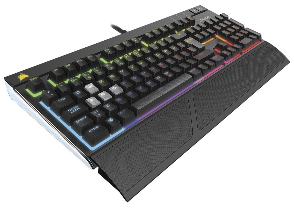 Die Corsair Gaming Tastatur Strafe RGB setzt auf Cherry MX Silent Tastenswitches.