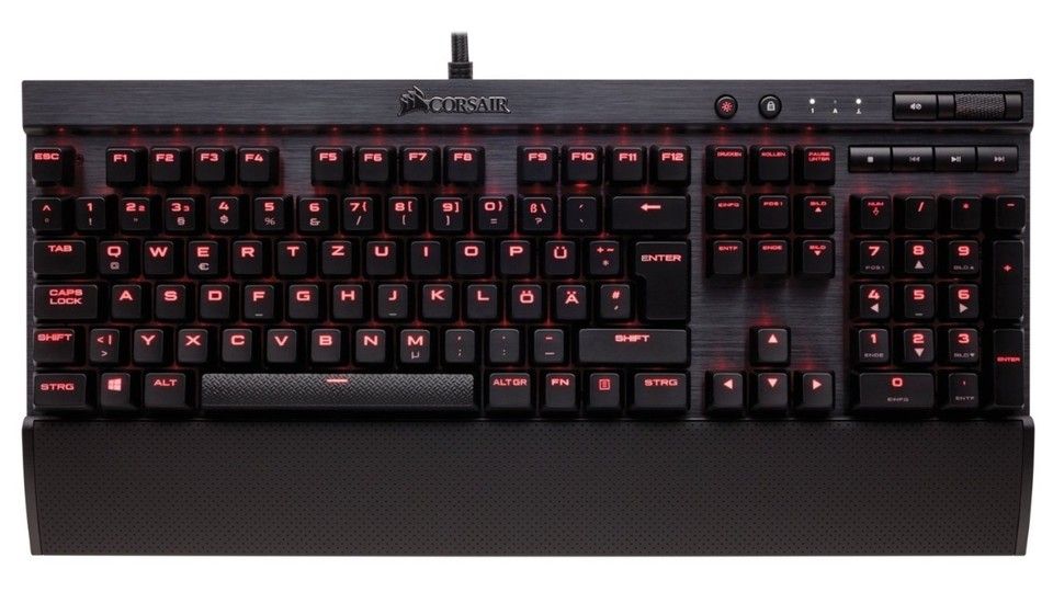 Die Tastatur Corsair Gaming K70 LUX setzt auf Cherry-MX-Brown-Switches.
