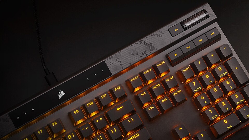 Legt selbst fest, wie schnell die Tasten dieser Gaming-Tastatur auf euch reagieren.