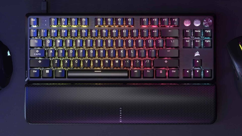 Gaming-Tastatur mit Hall-Effekt: Die K70 PRO TKL kombiniert magnetische MGX Hyperdrive-Schalter mit Rapid Trigger und 8.000-Hz-Hyper-Polling.